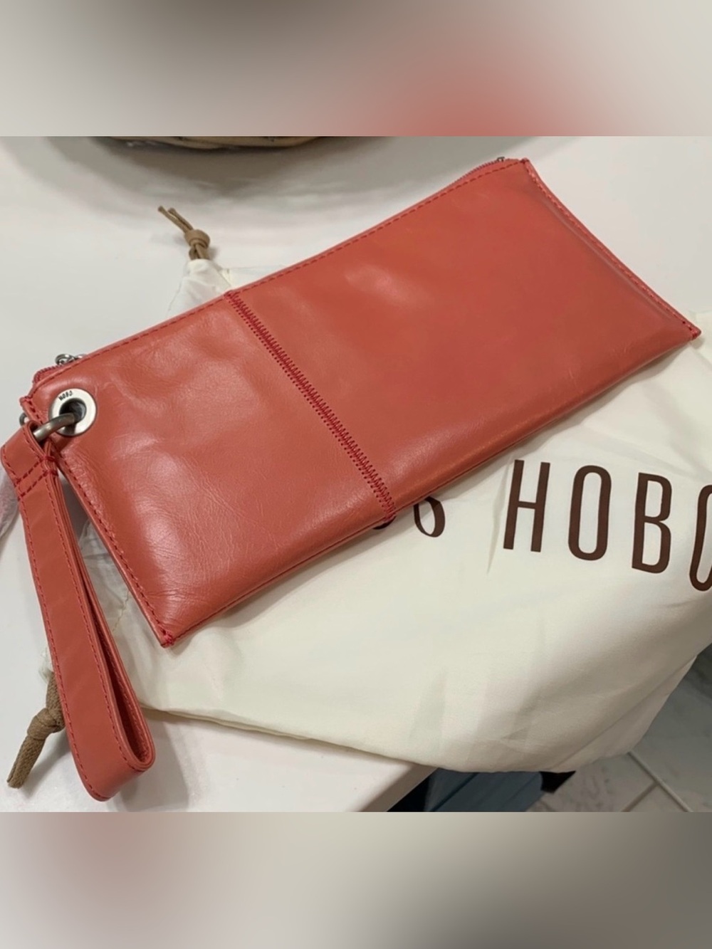 💙HOBO Vida Wristlet